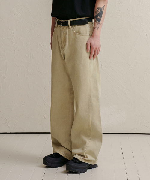DENMADE（デンメイド）の「DEN06391 Beige Fade Out Pants [curved extra wide fit]（その他パンツ・メンズ・その他・S/M/L/XL）」の2枚目の写真