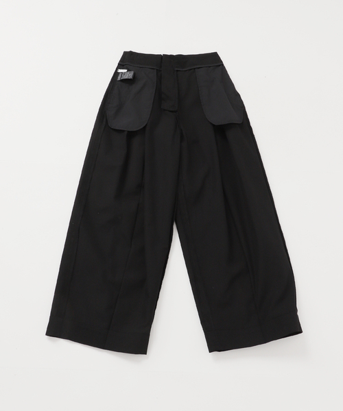 B.C STOCK(ベーセーストック)の「ウォッシャブル / T/Cワイドチノパンツ(チノパンツ・レディース・ベージュ/ブラック/カーキ・SMALL/MEDIUM)」の4枚目の写真