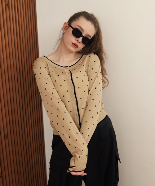 Mili affinity（ミリアフィニティー）の「配色ドット柄カーディガン（ニット/セーター・レディース・ブラック系/ベージュ系/グレー系・FREE）」の16枚目の写真