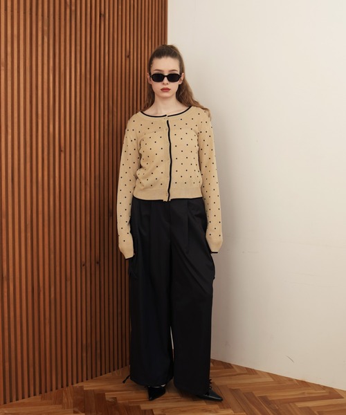 Mili affinity（ミリアフィニティー）の「配色ドット柄カーディガン（ニット/セーター・レディース・ブラック系/ベージュ系/グレー系・FREE）」の17枚目の写真