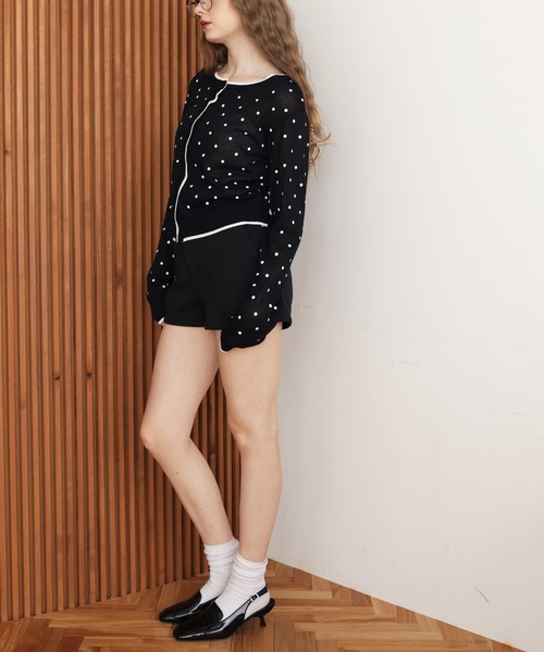 Mili affinity（ミリアフィニティー）の「配色ドット柄カーディガン（ニット/セーター・レディース・ブラック系/ベージュ系/グレー系・FREE）」の6枚目の写真