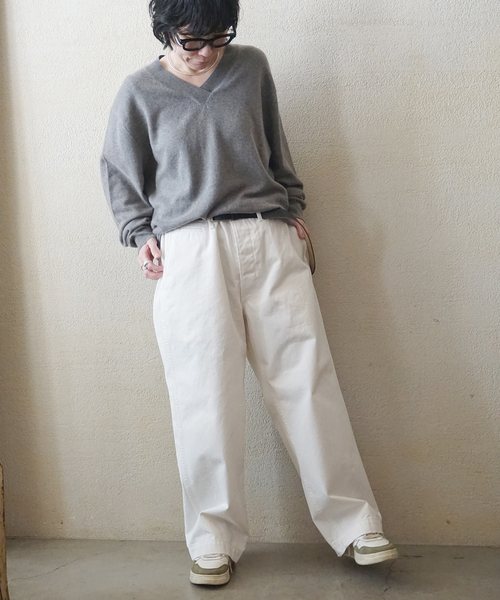 JOURNAL STANDARD LUXE（ジャーナルスタンダード　ラックス）の「《追加》ツイルスタンダードチノ（チノパンツ・レディース・ホワイト/ベージュ・SMALL/MEDIUM/LARGE）」の3枚目の写真