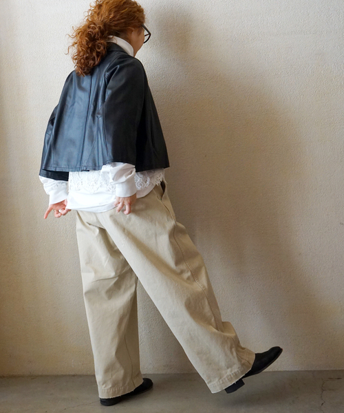 JOURNAL STANDARD LUXE（ジャーナルスタンダード　ラックス）の「《追加》ツイルスタンダードチノ（チノパンツ・レディース・ホワイト/ベージュ・SMALL/MEDIUM/LARGE）」の8枚目の写真