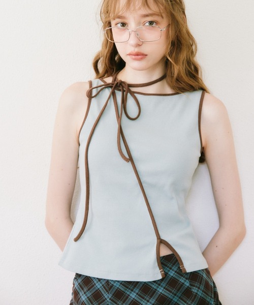 idem(イデム)の「cup in bi color slit tank top / カップインバイカラースリットタンクトップ(タンクトップ・レディース・ブルー/ライトグレー・FREE)」の6枚目の写真