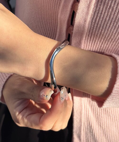 GOLDY(ゴールディ)の「〈GOLDY/ゴールディ〉スライドボールカービーブレス(ブレスレット・レディース・ゴールド/シルバー・FREE)」の3枚目の写真