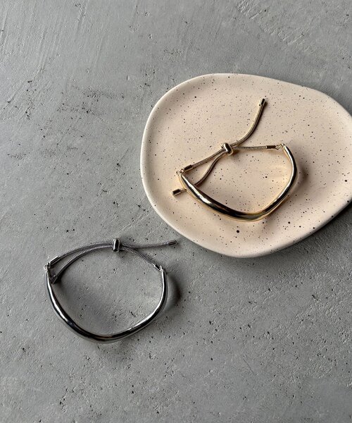 GOLDY(ゴールディ)の「〈GOLDY/ゴールディ〉スライドボールカービーブレス(ブレスレット・レディース・ゴールド/シルバー・FREE)」の5枚目の写真