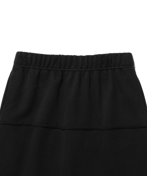 ISTKUNST（イストクンスト）の「DAMAGED SWEAT SKIRT_BLACK(IK2EFFPA03A)（スカート・レディース・ブラック・S/M）」の4枚目の写真