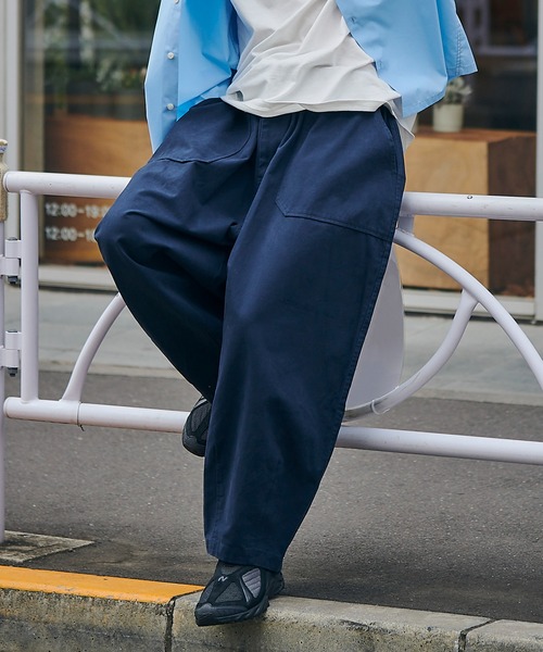 MAISON CLUB(メゾンクラブ)の「【MAISON CLUB】Balloon Fatigue Pants / バルーンファティーグパンツ カーブパンツ(カーゴパンツ・メンズ・ホワイト/ネイビー/カーキ・S/M/L)」の22枚目の写真