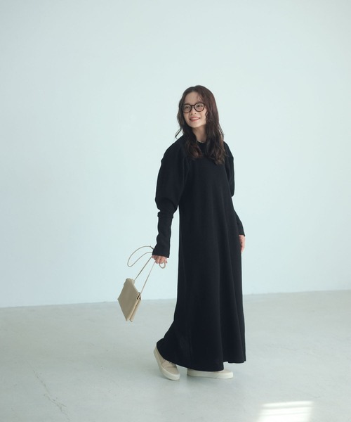 GLOBAL WORK(グローバルワーク)の「高山直子さんコラボ/パフショルダーサーマルカットワンピース/EiiS/577711(ワンピース・レディース・ホワイト系その他3/ブラック・LARGE/MEDIUM/SMALL/X-SMALL)」の7枚目の写真