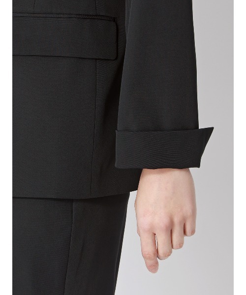 SUIT SQUARE（スーツスクエア）の「ジャケット ウォッシャブル 2WAYストレッチ UVカット 消臭 ポリエステルツイル 無地（テーラードジャケット・レディース・ブラック/ネイビー・42(13号)/40(11号)/38(9号)/36(7号)）」の11枚目の写真