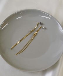 【LA MUe】ニッケルフリー ノットチェーン ロングピアス