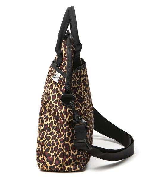 Drifter（ドリフター）の「WILLOUGHBY／ウィロビー（ショルダーバッグ・レディース・ドット/レオパード/ブラック/ゼブラ/ブラック系その他・FREE）」の9枚目の写真