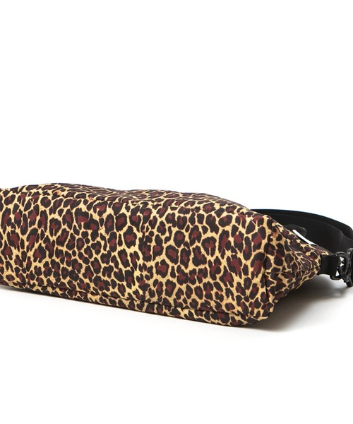 Drifter（ドリフター）の「WILLOUGHBY／ウィロビー（ショルダーバッグ・レディース・ドット/レオパード/ブラック/ゼブラ/ブラック系その他・FREE）」の10枚目の写真