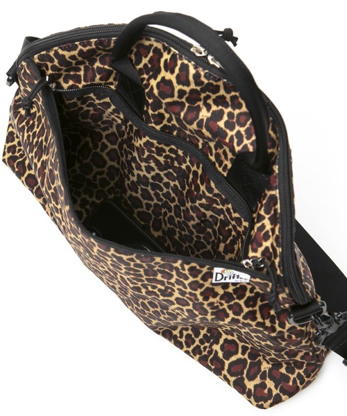 Drifter（ドリフター）の「WILLOUGHBY／ウィロビー（ショルダーバッグ・レディース・ドット/レオパード/ブラック/ゼブラ/ブラック系その他・FREE）」の13枚目の写真