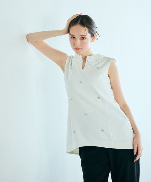 Audie a Muses(オーディアミューズ)の「2WAYノースリーブブラウス(シャツ/ブラウス・レディース・ブラック/オフホワイト・38/42)」の3枚目の写真