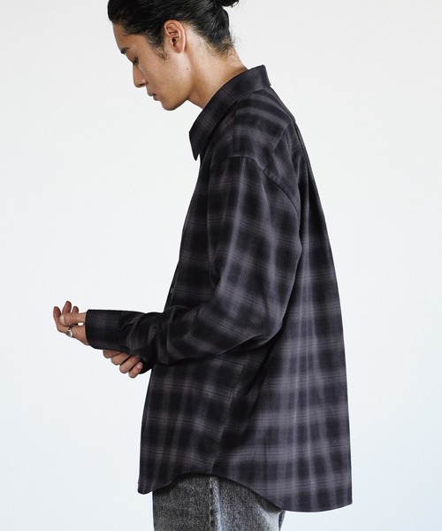 WYM LIDNM（ウィム バイ リドム）の「LOFTY DRAPE OMBRE CHECK SHIRT（シャツ/ブラウス・メンズ・アッシュブラウン/チャコール・S/M/L）」の12枚目の写真