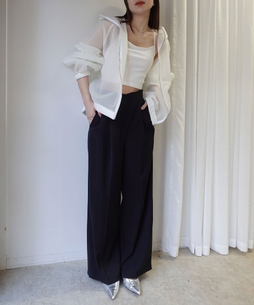 CORNERS（コーナーズ）の「シアーダンボールパーカー（パーカー・レディース・グレイッシュベージュ/ブラック/ホワイト・FREE）」の18枚目の写真