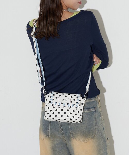 GRAIN（グレイン）の「【WEB限定】【GRAIN】ステッチ水玉ミニショルダーバッグ（ショルダーバッグ・レディース・ホワイト/ブラック・FREE）」の6枚目の写真