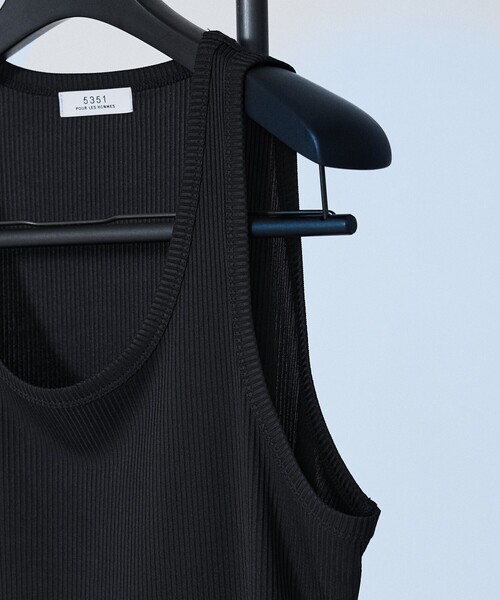 5351 POUR LES HOMMES（ゴーサンゴーイチプールオム）の「リブ タンクトップ（タンクトップ・メンズ・ホワイト/ブラック・46/48）」の6枚目の写真