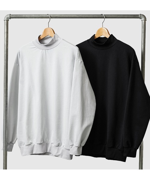 WAIPER.inc(ワイパーインク)の「WIVID SUVIN GIZA Hi-Neck Urake Sweater(スウェット・メンズ・ブラック/ライトグレー・2/1/3)」の5枚目の写真