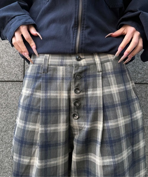 sedacle(セダクル)の「チェックツイルボタンフライパンツ(その他パンツ・メンズ・グレー/チャコールグレー・LARGE/MEDIUM/SMALL)」の12枚目の写真