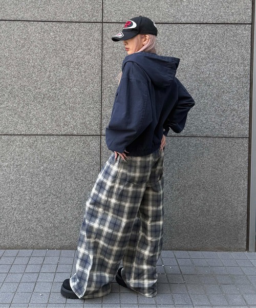sedacle(セダクル)の「チェックツイルボタンフライパンツ(その他パンツ・メンズ・グレー/チャコールグレー・LARGE/MEDIUM/SMALL)」の14枚目の写真