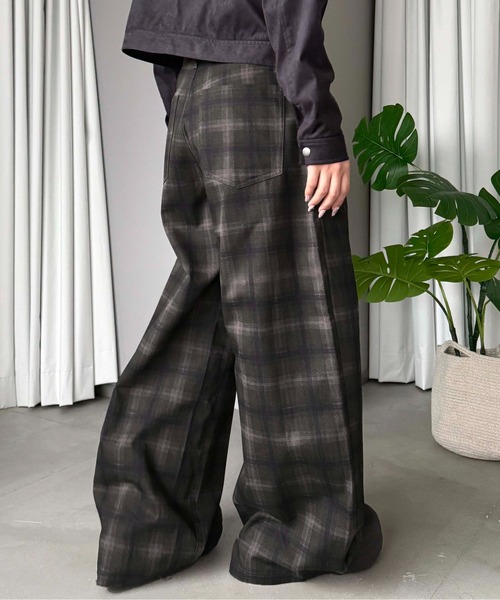 sedacle(セダクル)の「チェックツイルボタンフライパンツ(その他パンツ・メンズ・グレー/チャコールグレー・LARGE/MEDIUM/SMALL)」の3枚目の写真