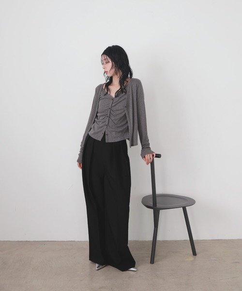 LIAN（リアン）の「レイヤードVネックギャザーカーデ（カーディガン/ボレロ・レディース・アイボリー/グレー/ブラック・FREE）」の12枚目の写真