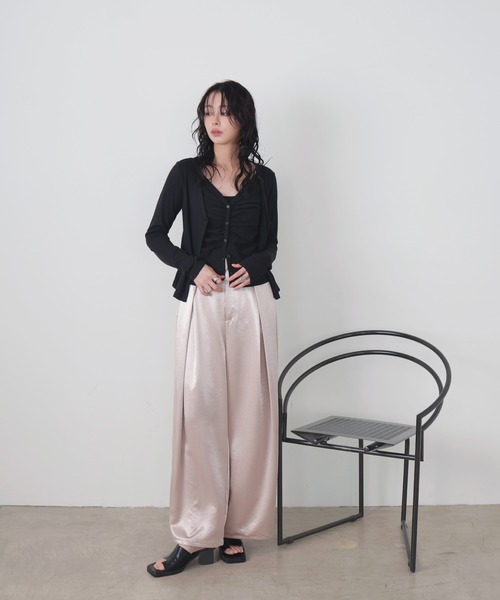 LIAN（リアン）の「レイヤードVネックギャザーカーデ（カーディガン/ボレロ・レディース・アイボリー/グレー/ブラック・FREE）」の18枚目の写真