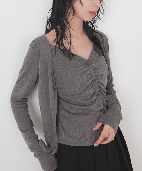LIAN（リアン）の「レイヤードVネックギャザーカーデ（カーディガン/ボレロ・レディース・アイボリー/グレー/ブラック・FREE）」の7枚目の写真
