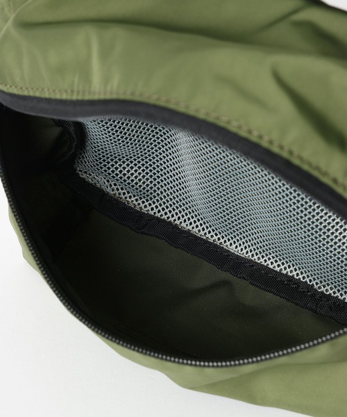 NUMERALS（ヌメラルズ）の「[NUMERALS]TWO POCKETS SHOULDER BAG（ショルダーバッグ・メンズ・カーキ/ブラック・FREE）」の22枚目の写真