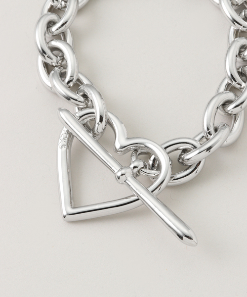 BASICKS(ベイシックス)の「BASICKS / ベイシックス Heart Bracelet (Medium Link)(ブレスレット・レディース・シルバー・MEDIUM)」の5枚目の写真