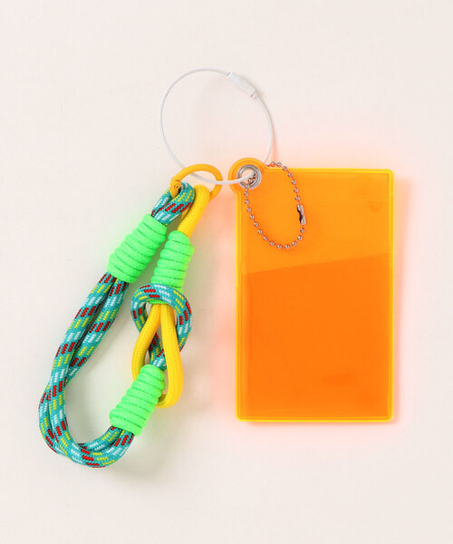 ammy.（エイミードット）の「【 ammy. / エイミードット 】 ワイヤーリング付き カラフル クリア ID カード ケース（カードケース・レディース・クリア/ブラック/ピンク/パープル/イエロー/オレンジ・FREE）」の5枚目の写真