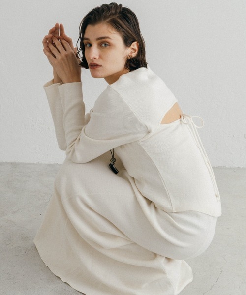 CREDONA(クレドナ)の「BACK OPEN THERMAL TOP/バックオープンサーマルトップ(Tシャツ/カットソー・レディース・アイボリー/グレー・FREE)」の21枚目の写真