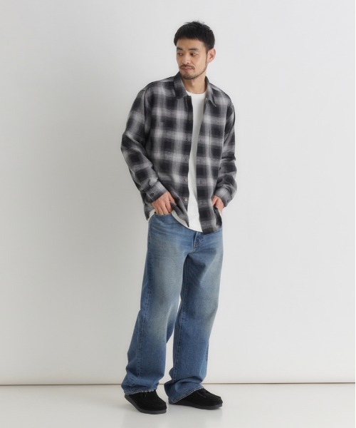 Levi's（リーバイス）の「【Levi's】501 ルーズ デニムパンツ (ライトブルー / ヴィンテージ加工 / 着回し力)（デニムパンツ・メンズ・ダークインディゴブルー・32inch/28inch/29inch/30inch/31inch/34inch/36inch）」の6枚目の写真