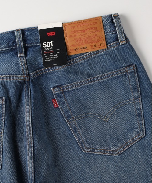 Levi's（リーバイス）の「【Levi's】501 ルーズ デニムパンツ (ライトブルー / ヴィンテージ加工 / 着回し力)（デニムパンツ・メンズ・ダークインディゴブルー・32inch/28inch/29inch/30inch/31inch/34inch/36inch）」の10枚目の写真