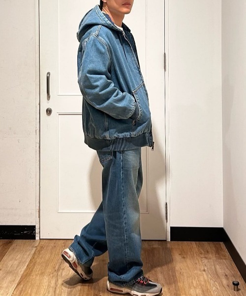 Levi's（リーバイス）の「【Levi's】501 ルーズ デニムパンツ (ライトブルー / ヴィンテージ加工 / 着回し力)（デニムパンツ・メンズ・ダークインディゴブルー・32inch/28inch/29inch/30inch/31inch/34inch/36inch）」の18枚目の写真