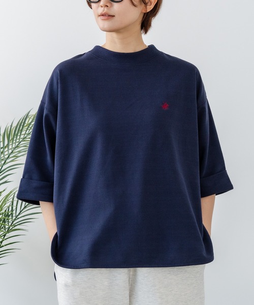 BEVERLY HILLS POLO CLUB(ビバリーヒルズポロクラブ)の「【BEVERLY HILLS POLO CLUB/ビバリーヒルズポロクラブ】【二の腕すっきり・腰回りカバー】ミニ裏毛 袖ロールアップTシャツ 着痩せ 絶妙な丈感(Tシャツ/カットソー・レディース・ネイビー/ライトグリーン/オフホワイト/ブラック・LARGE/MEDIUM)」の4枚目の写真