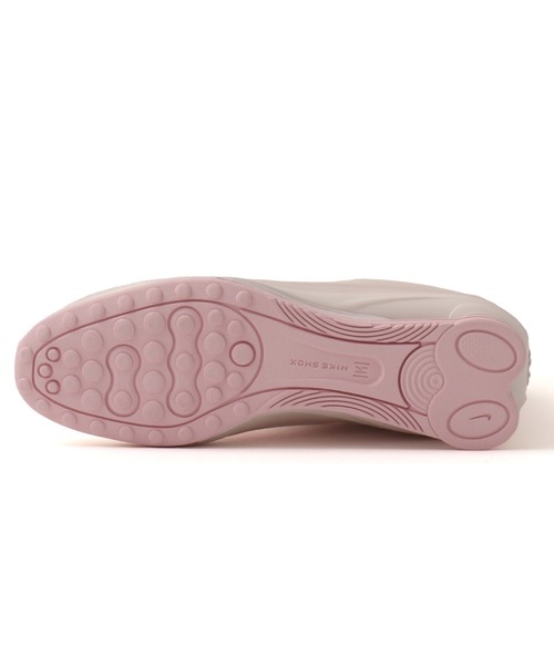 NIKE(ナイキ)の「NIKE WMNS SHOX Z / ナイキ ウィメンズ ショックス Z 【SP】(スニーカー・レディース・ライトピンク・24.5cm/25.0cm/23.0cm/23.5cm/24.0cm)」の7枚目の写真
