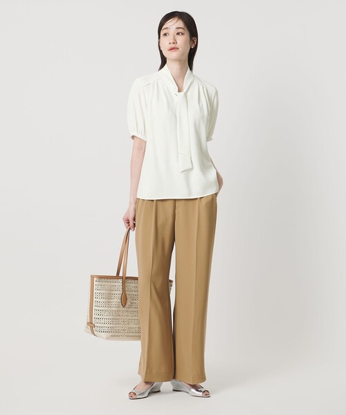 UNITED ARROWS（ユナイテッドアローズ）の「ボウタイ ショートスリーブ ブラウス（シャツ/ブラウス・レディース・その他2/オフホワイト/ネイビー・FREE）」の22枚目の写真