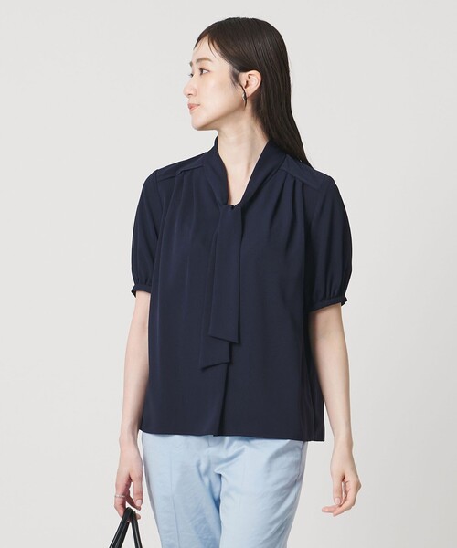 UNITED ARROWS（ユナイテッドアローズ）の「ボウタイ ショートスリーブ ブラウス（シャツ/ブラウス・レディース・その他2/オフホワイト/ネイビー・FREE）」の20枚目の写真