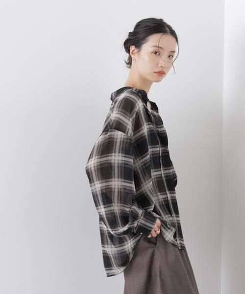 NANO universe（ナノユニバース）の「シアーチェックプリントピンタックスタンドカラーブラウス（シャツ/ブラウス・レディース・ブラック/ベージュ/ネイビー・FREE）」の19枚目の写真