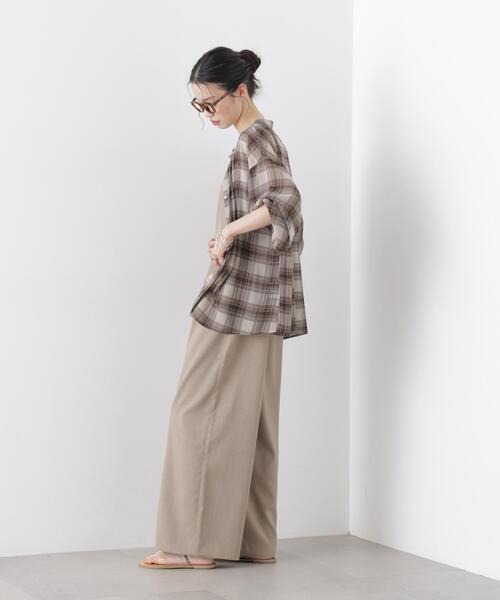 NANO universe（ナノユニバース）の「シアーチェックプリントピンタックスタンドカラーブラウス（シャツ/ブラウス・レディース・ブラック/ベージュ/ネイビー・FREE）」の16枚目の写真