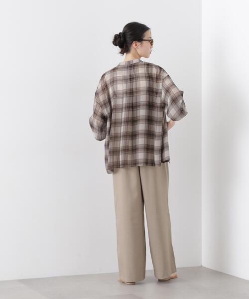 NANO universe（ナノユニバース）の「シアーチェックプリントピンタックスタンドカラーブラウス（シャツ/ブラウス・レディース・ブラック/ベージュ/ネイビー・FREE）」の17枚目の写真