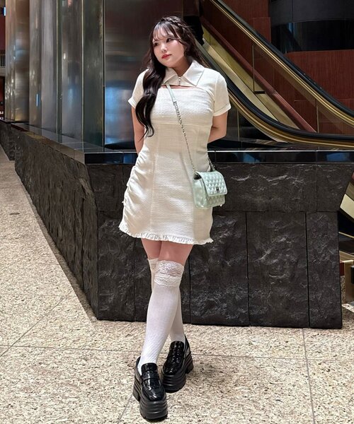 セール】【インフルエンサー企画】maki フロントZIPマルチリボンワンピ