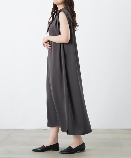 LUCA/LADY LUCK LUCA（ルカ/レディラックルカ）の「LC/LLL プリーツフリルワンピース/プリーツノースリワンピース（ワンピース・レディース・チャコールグレー/ブラック・FREE）」の16枚目の写真