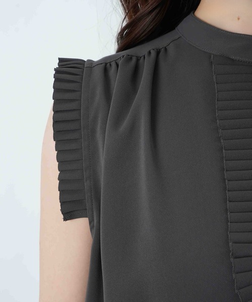 LUCA/LADY LUCK LUCA（ルカ/レディラックルカ）の「LC/LLL プリーツフリルワンピース/プリーツノースリワンピース（ワンピース・レディース・チャコールグレー/ブラック・FREE）」の8枚目の写真