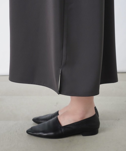 LUCA/LADY LUCK LUCA（ルカ/レディラックルカ）の「LC/LLL プリーツフリルワンピース/プリーツノースリワンピース（ワンピース・レディース・チャコールグレー/ブラック・FREE）」の9枚目の写真