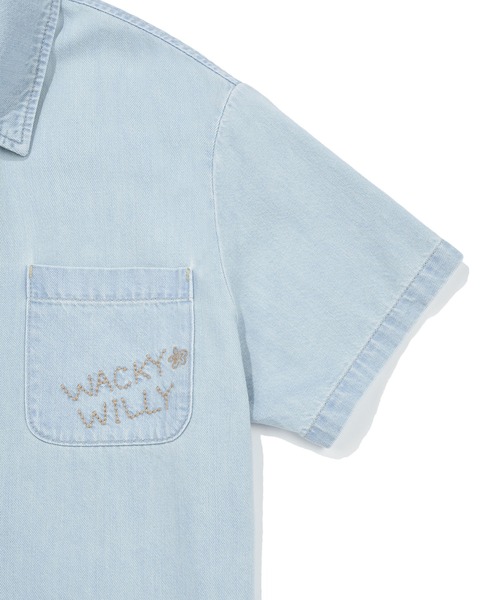 Wacky WiLLy（ワッキーウィリー）の「WOMEN'S LOW ONS DENIM SHORT SLEEVE SHIRT（シャツ/ブラウス・レディース・ライトブルー/ブルー・SMALL/MEDIUM）」の8枚目の写真