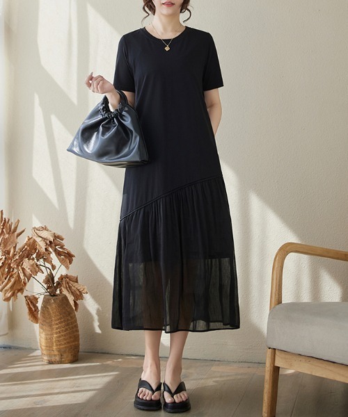 LUCPY(ラクピー)の「シアー切替フレアロングワンピース(ワンピース・レディース・ブラック・X-LARGE/LARGE/MEDIUM/SMALL)」の5枚目の写真